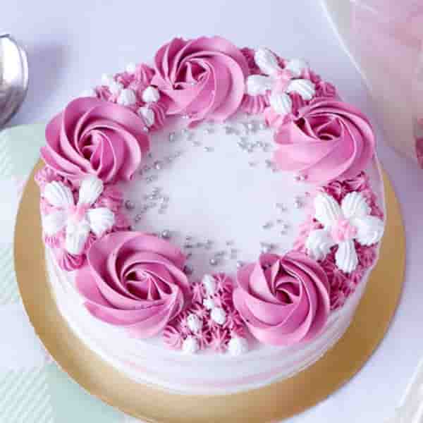 Delicious Rose Cake